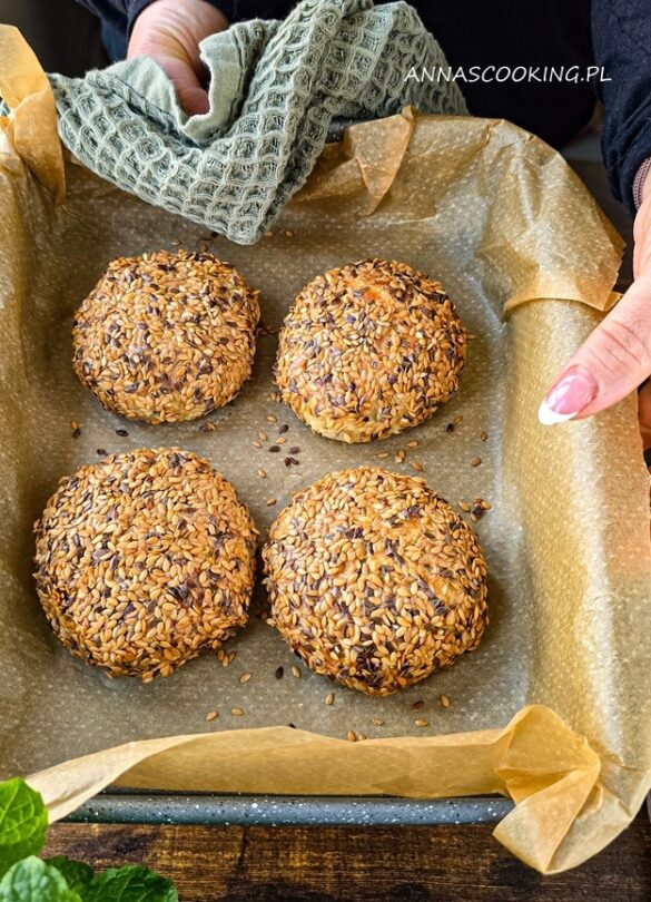 bułeczki twarogowe, przepis na bułki z twarogiem, bułki bez drożdży,